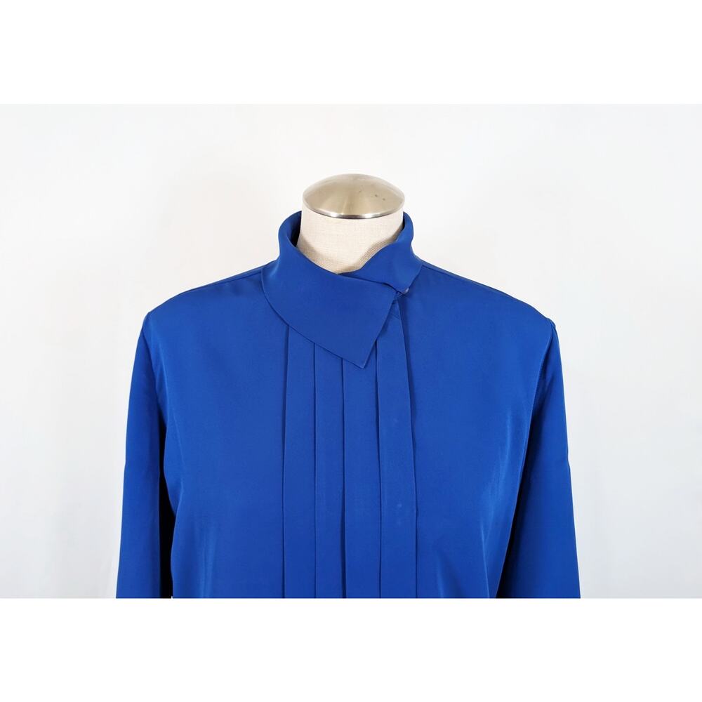 Vintage 80s Blouse Blue Pleated Front Long Sleeve Women's Size 10 Pendleton - Picture 2 of 7